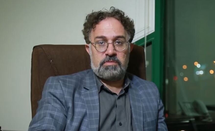استاد دانشگاه تهران