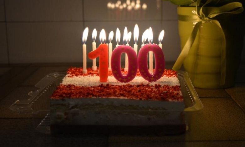 کیک تولد 100 سالگی