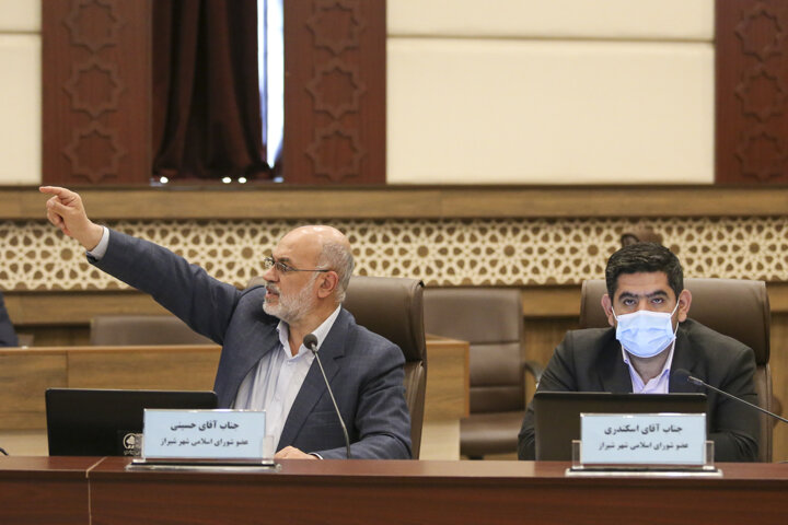 نارضایتی مردم شیراز از عوارض شهری؛ آیا وزیر کشور مصوبه شورای شهر را لغو می‌کند؟