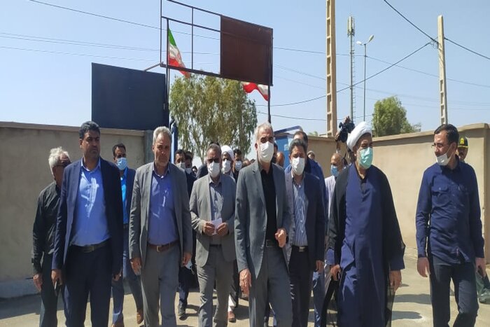 وزیر آموزش و پرورش: مدارس ایمن جایگزین کلاس‌های کانکسی در بم می‌شود