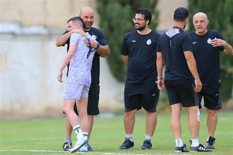 فوتبال , استقلال , سهراب بختیاریزاده ,